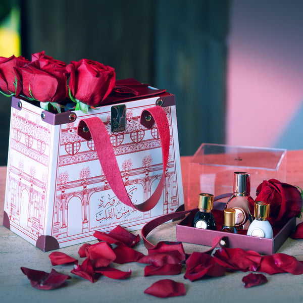 Gift box with natural flower